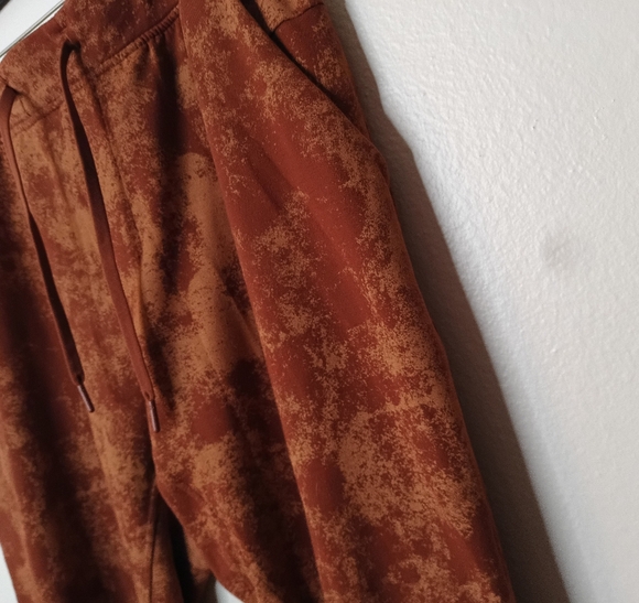 Men's Lululemon City Sweat Terracotta Astral Patterned Joggers Pockets - Picture 5 of 10